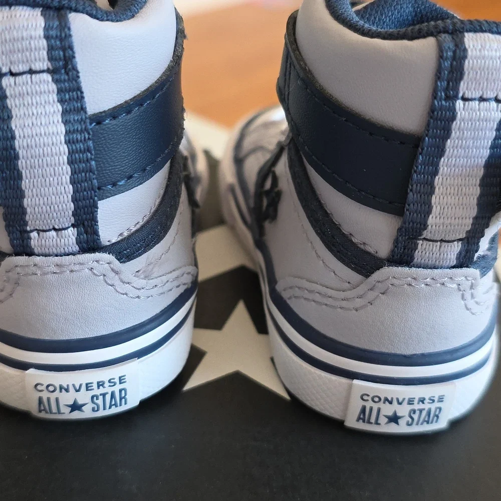 NEW Converse All Star Pro Blaze High Tops- Size 2 Infant
